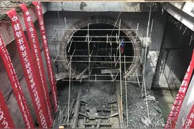 武汉地铁阳逻线全线贯通 通车后将成为江城最快地铁图片