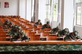 要想晋升士官，必须通过这几关！图片