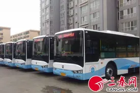 咸阳公交迈进了纯电动时代 百辆新能源公交车上线运营图片