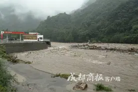 视频丨快讯！平武至九寨沟道路完全中断图片