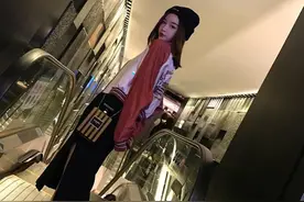 王思聪前女友雪梨深夜晒照 四肢纤细不见孕肚图片