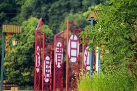 张胜会见建工集团董事长祝年贵图片