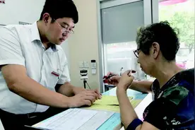 酒王任光超一天两暖壶凉白开 生活中不爱喝酒图片