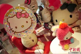 Hello Kitty有“英国血统” 快闪店现身伦敦图片