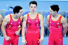 贵州体操运动员杨胜超 “断指”上场勇夺金图片