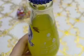 北冰洋汽水被指现虫尸 厂家：暂不能辨别饮料真伪图片