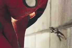 “第三代”蜘蛛侠战衣全是高科技图片