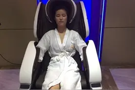 探秘海南首家漂浮馆 给你原汁原味的死海漂浮体验图片