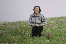 她是村民“贴心人”,却与女儿“越来越远”图片