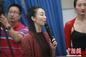 东方歌舞团推出《我们的爱情故事》融汇40余首爱情金曲图片