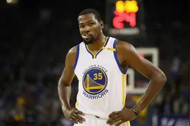 欲用马甲喷前队友的杜兰特 却不小心用了自己的主号……图片