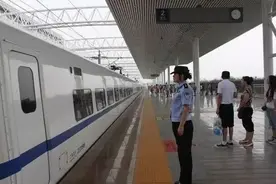 三门峡停靠车次变化较大 高铁今日实行新运行图图片