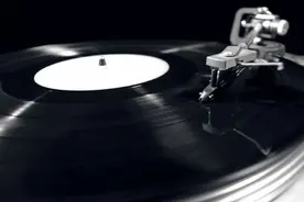 为什么可以用激光来播放唱片图片