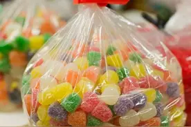 袋装食物没吃完 快速密封只需这几步图片