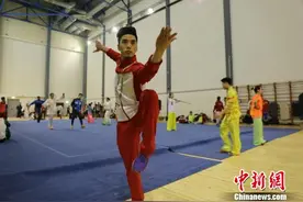 常志昭、王雪包揽武术世锦赛男女长拳冠军图片