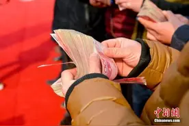 江苏“晒”居民“钱袋子”：人均可支配收入突破3万元图片