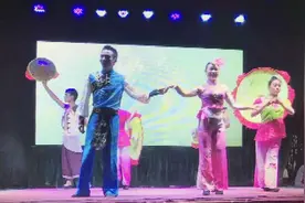 平江梅仙镇把文化“大餐”送到村民家门口图片