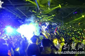 武汉知名酒吧推广电子音乐 填补江城电音文化空白图片