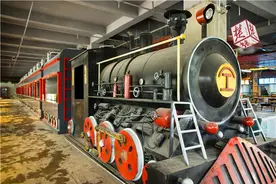 复古工业风设计，还可以看电影，武汉一大学食堂颜值爆表图片