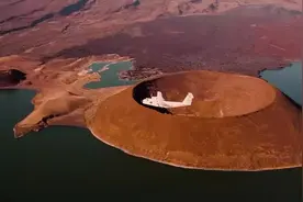 佳片｜《不朽的园丁》：为了这朵带刺的英伦玫瑰图片