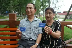 乘客突然发病 列车紧急停靠8分钟救人图片