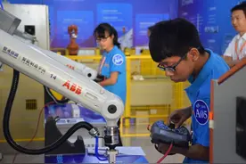 东莞“机器换人”提速，一线工程师成企业新宠图片