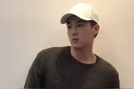 萧亚轩新任绯闻男友仅22岁 被曝学中文想进演艺圈图片