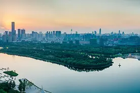 论经济好坏，不能只看国有或民营经济比重图片