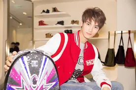 《班长大人》第二季即将来袭 黄俊捷偶像魅力引人注目图片