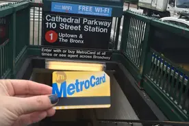 以难用闻名的纽约地铁磁卡终于要退休了 可大家怎么反倒有些伤感？图片