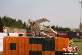 首届全国青少年国防体育大会举行 袁伟民等出席开幕式图片