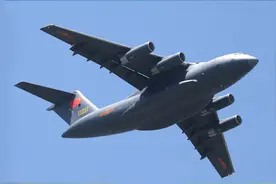 中国空军成立68周年｜现代化战略性军种向未来战场迈进视频封面