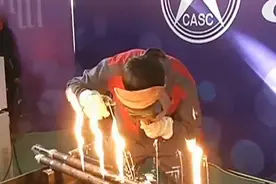 航天工匠是怎样炼成的？0.08厘米！焊接材料仅一张A4纸厚度视频封面