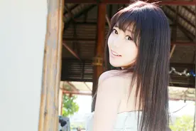 张优《与众不同》视频封面