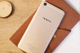 用OPPO手机发微信朋友圈，其实还能这样玩，好多人没见过