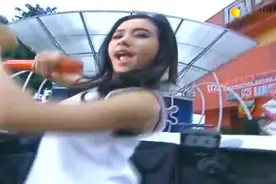 一首舞曲《Meriang》非常好听