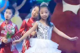 儿童表演唱 动画片《熊出没》主题曲