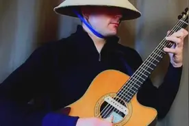 斗笠哥伊万大神的吉他演奏，你一定要看的！图片