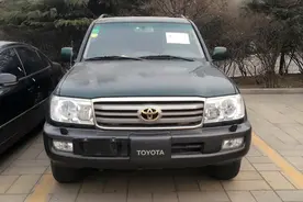 30万买的4.7 V8陆地巡洋舰 坐着真舒服图片