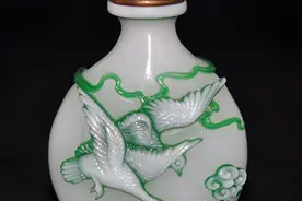 鼻烟壶的时代及好坏是怎么样鉴定的！图片