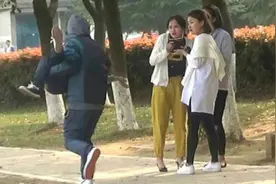 社会实验:中国街头绑架小孩测试路人反应！结果和你想的一样吗？图片