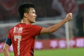 恒大唯一的广州球员,从没入选国足 因最会跑位,里皮改变他命运图片