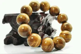各类木头手串的神奇功效图片