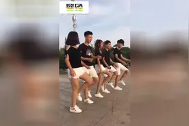 街现小年轻暴跳广场舞，太美了