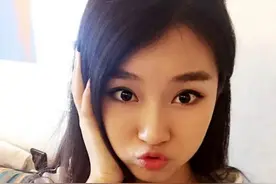 辽宁拉拉队吴方竹：颜值逆天却不爱晒照图片