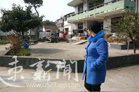 新版《等着我》之三：希望之门外，苦等的母亲却不见女儿走来图片