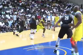 哈登携莫里斯兄弟征战慈善赛全纪录视频封面