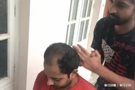 这个视频告诉我们，没事别天天按摩，会地中海的，看看过瘾就好