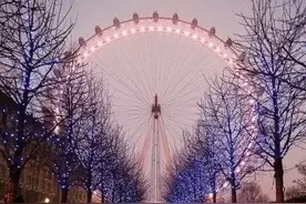 句上瘾| 有时候恨你，更多的时候我爱你。图片