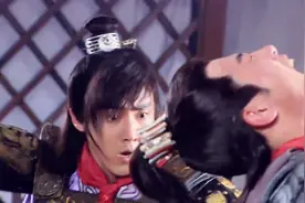 单雄信后代真是血性汉子，为博得敌将信任，二话不说挥刀自断左臂视频封面